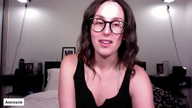 Snapshot of annmarieferrara chatting on 02-20-26, 03:47 annmarieferrara online show from 02-20-26, 03:47