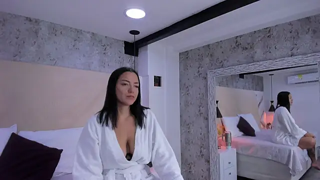 Megan-8 online show from 11-14-25, 04:11