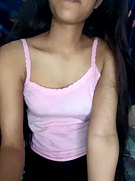 Snapshot of reetika6375 chatting on 11-09-25, 06:17 reetika6375 online show from 11-09-25, 06:17