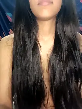 Snapshot of reetika6375 chatting on 11-16-25, 10:48 reetika6375 online show from 11-16-25, 10:48