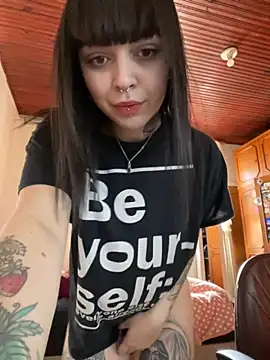 ravenadark online show from 09-16-25, 06:09