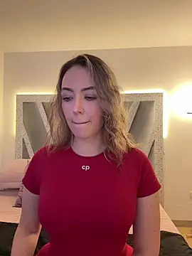 Snapshot of SophieeMills chatting on 11-23-25, 03:12 SophieeMills online show from 11-23-25, 03:12