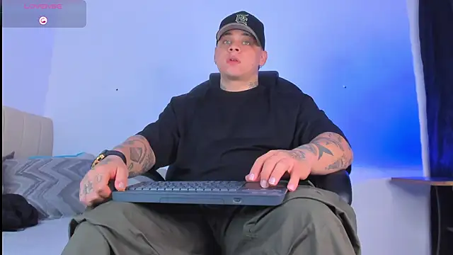 Snapshot of denis_munera chatting on 10-17-25, 11:57 denis munera online show from 10-17-25, 11:57