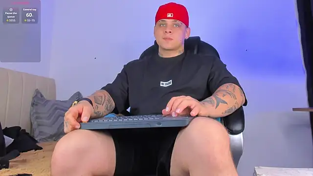 Snapshot of denis_munera chatting on 10-28-25, 09:46 denis munera online show from 10-28-25, 09:46