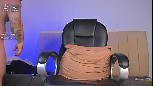 denis munera online show from 04-12-26, 01:16