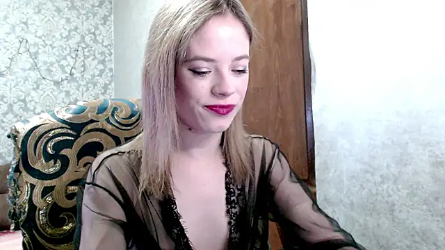 Snapshot of Kate__Loves chatting on 02-04-26, 08:25 Kate Loves online show from 02-04-26, 08:25