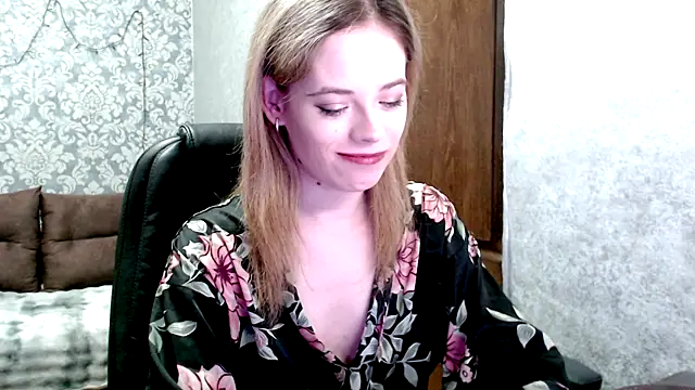 Snapshot of Kate__Loves chatting on 07-09-26, 07:40 Kate Loves online show from 07-09-26, 07:40