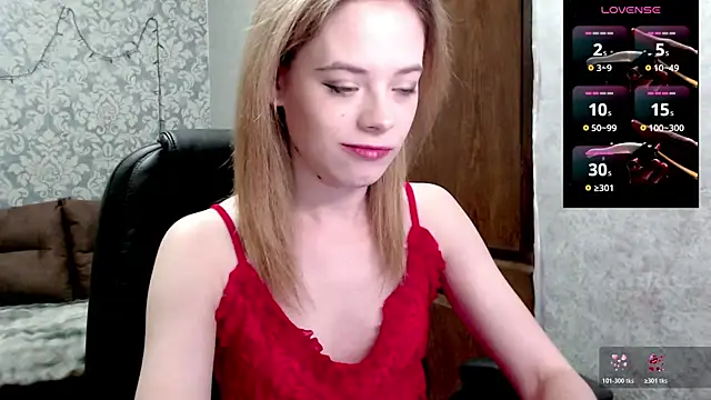 Snapshot of Kate__Loves chatting on 07-12-26, 08:00 Kate Loves online show from 07-12-26, 08:00