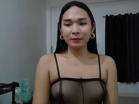 Snapshot of cumslut_selena69 chatting on 05-21-26, 12:01 cumslut selena69 online show from 05-21-26, 12:01