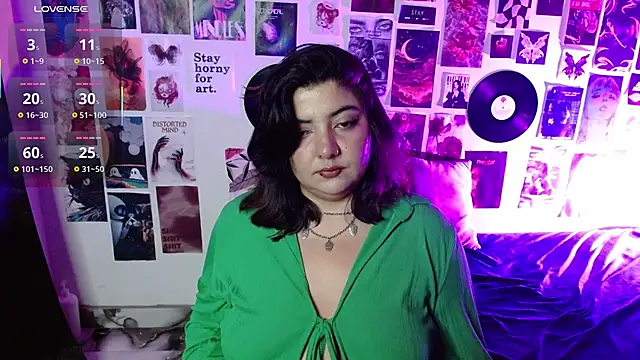 Roxy f w online show from 07-25-26, 04:54