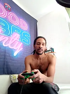 Mikaaa97 online show from 03-18-26, 01:36