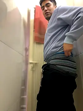 Snapshot of tomy_hot20 chatting on 09-17-25, 09:16 tomy hot20 online show from 09-17-25, 09:16