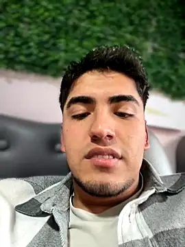 Snapshot of tomy_hot20 chatting on 10-07-25, 09:56 tomy hot20 online show from 10-07-25, 09:56