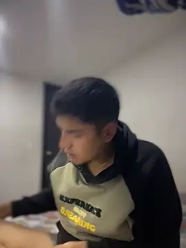 Snapshot of tomy_hot20 chatting on 12-04-25, 03:16 tomy hot20 online show from 12-04-25, 03:16