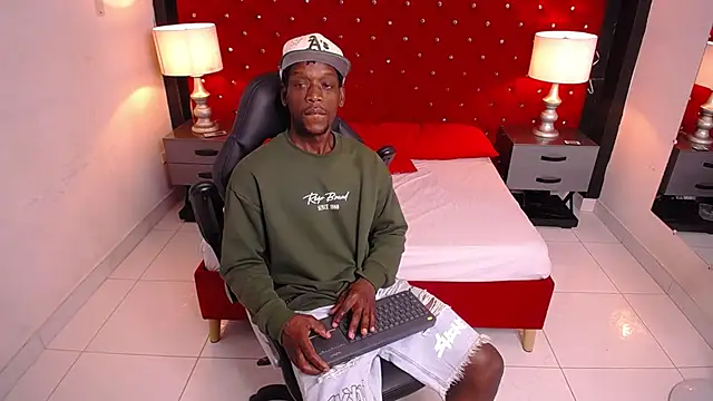 SkylerBigxxx online show from 10-20-25, 03:29