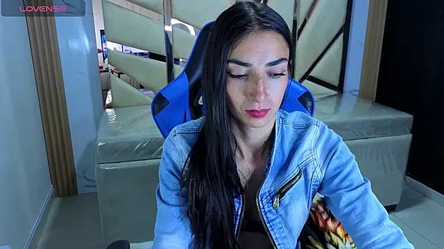 Maily a  online show from 02-22-26, 03:07