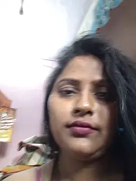 Jasmine Januja online show from 05-21-26, 01:34
