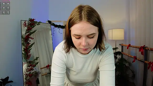 Sophi X online show from 12-16-25, 10:37