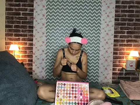 KaMila M00N online show from 10-10-25, 04:28