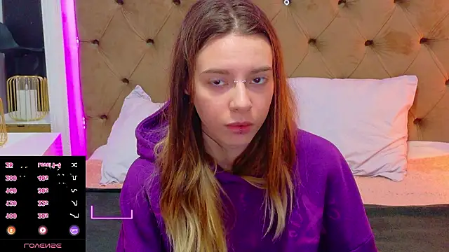 CoraVex online show from 03-28-26, 04:56