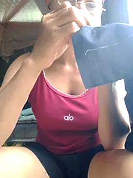 Snapshot of donna-bae chatting on 06-27-26, 12:37 donna-bae online show from 06-27-26, 12:37