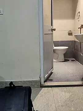 MaiHoang2k online show from 09-21-25, 05:47