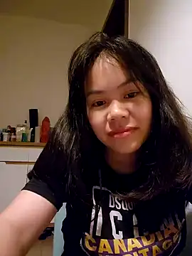 Snapshot of CicumBae chatting on 10-20-25, 04:18 CicumBae online show from 10-20-25, 04:18