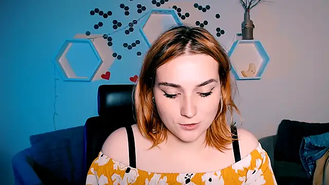 casey meow  online show from 10-17-25, 05:32