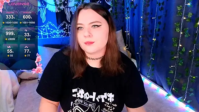 Snapshot of Marshmallowbeauty chatting on 10-25-25, 09:31 Marshmallowbeauty online show from 10-25-25, 09:31