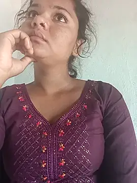 Hot Shredha online show from 10-19-25, 02:56