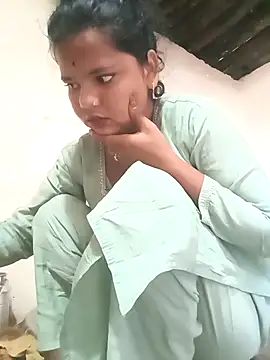 Hot Shredha online show from 11-02-25, 01:52