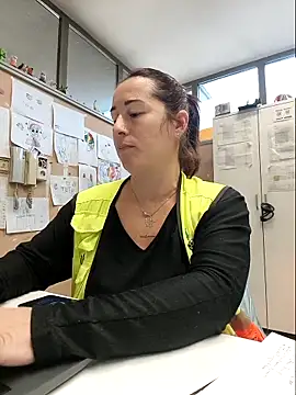 bichota85 online show from 11-25-25, 11:43