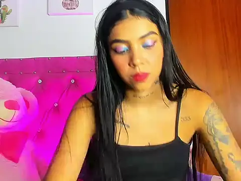 Snapshot of dahiiangomezz chatting on 09-27-25, 08:19 dahiiangomezz online show from 09-27-25, 08:19