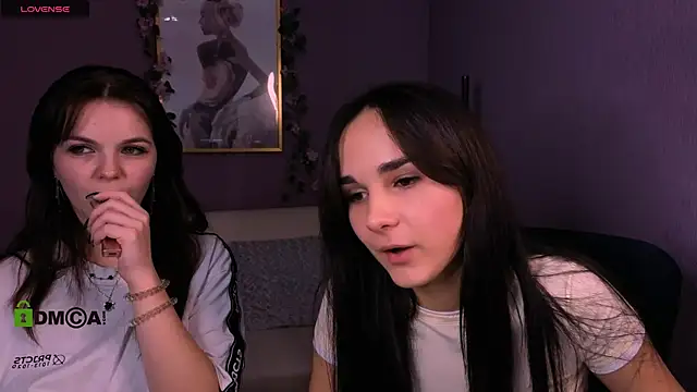 ariana ross7 online show from 12-16-25, 08:14