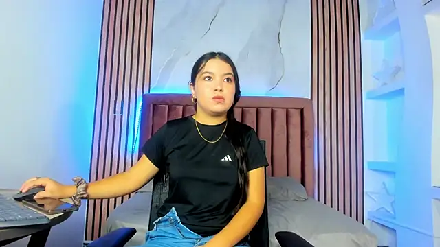 LunaWiill  online show from 10-16-25, 12:50