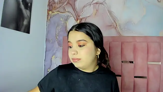 LunaWiill  online show from 11-27-25, 12:07