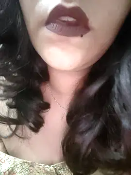 Snapshot of Bhaavyasingh chatting on 10-06-25, 06:49 Bhaavyasingh online show from 10-06-25, 06:49