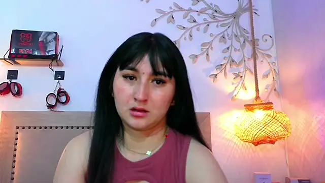 Daphnee-x online show from 12-22-25, 11:29