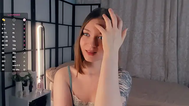 JinnySitts online show from 11-22-25, 11:04