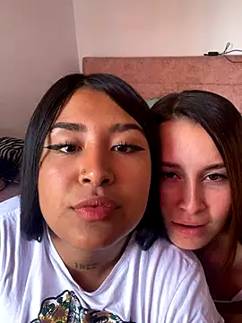 Swet Violet online show from 10-16-25, 05:58