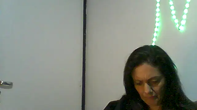 dulcefanny online show from 06-14-26, 02:57