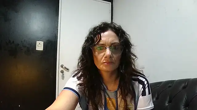 dulcefanny online show from 07-04-26, 02:07