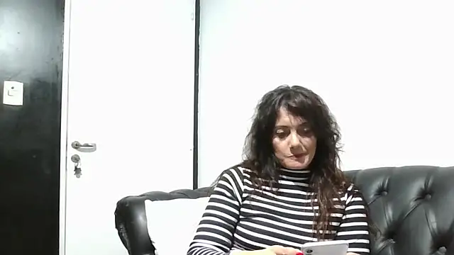 dulcefanny online show from 07-05-26, 04:07