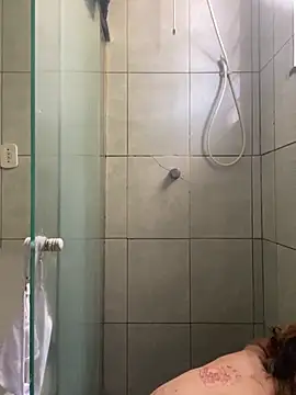 Snapshot of loirinhaaa chatting on 09-25-25, 02:21 loirinhaaa online show from 09-25-25, 02:21