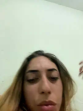 Snapshot of loirinhaaa chatting on 10-09-25, 01:25 loirinhaaa online show from 10-09-25, 01:25