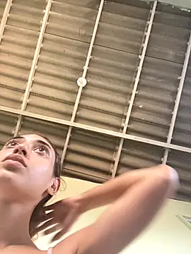 Snapshot of loirinhaaa chatting on 10-09-25, 04:05 loirinhaaa online show from 10-09-25, 04:05