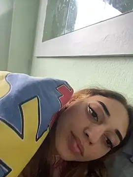 Snapshot of loirinhaaa chatting on 10-21-25, 07:36 loirinhaaa online show from 10-21-25, 07:36