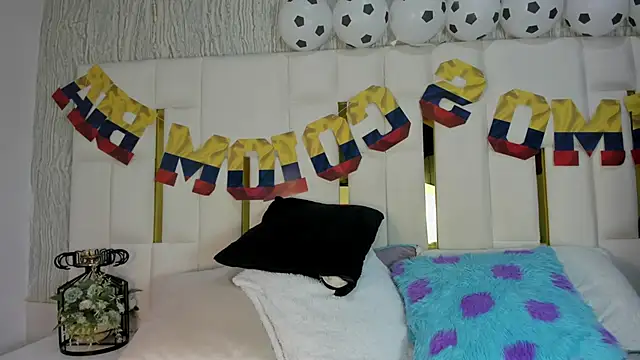 Snapshot of mia_vy chatting on 06-28-26, 03:12 mia vy online show from 06-28-26, 03:12