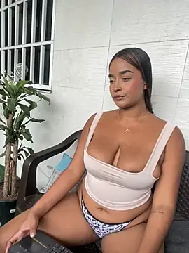 Snapshot of DemiSins chatting on 11-03-25, 09:05 DemiSins online show from 11-03-25, 09:05