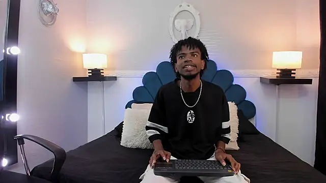 Snapshot of AllexJacob chatting on 09-22-25, 12:51 AllexJacob online show from 09-22-25, 12:51